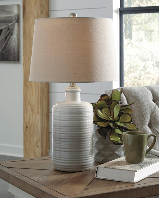 Marnina Ceramic Table Lamp (2/CN) Signature Design by Ashley®