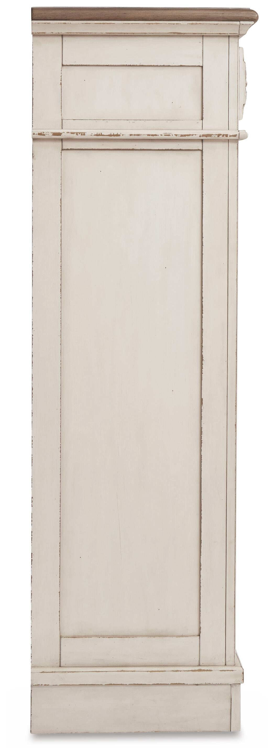 Realyn Five Drawer Chest Signature Design by Ashley®