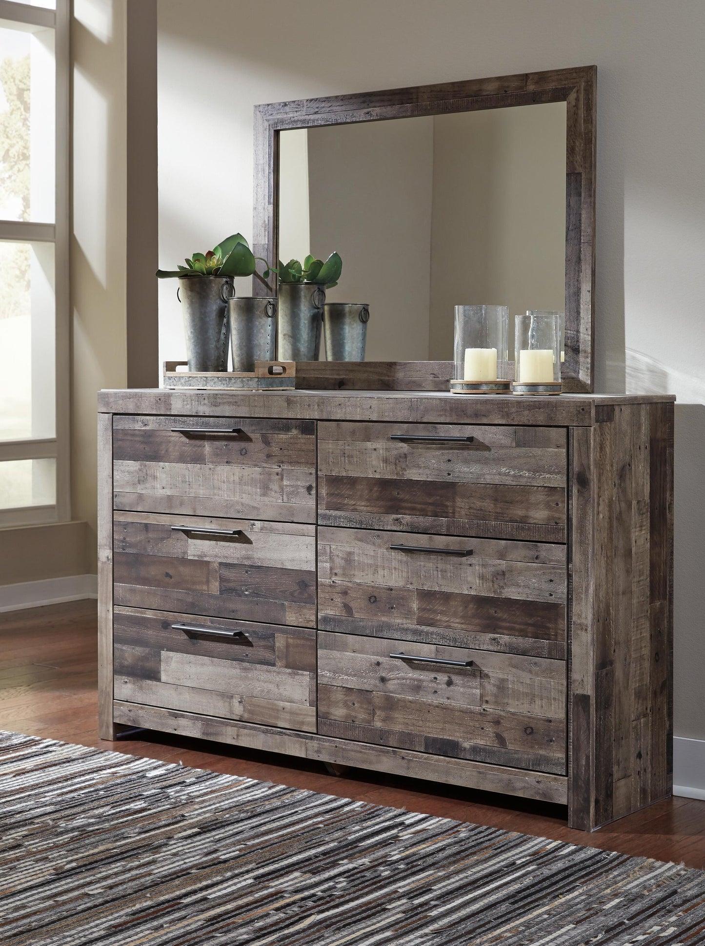 Derekson Dresser and Mirror Benchcraft®