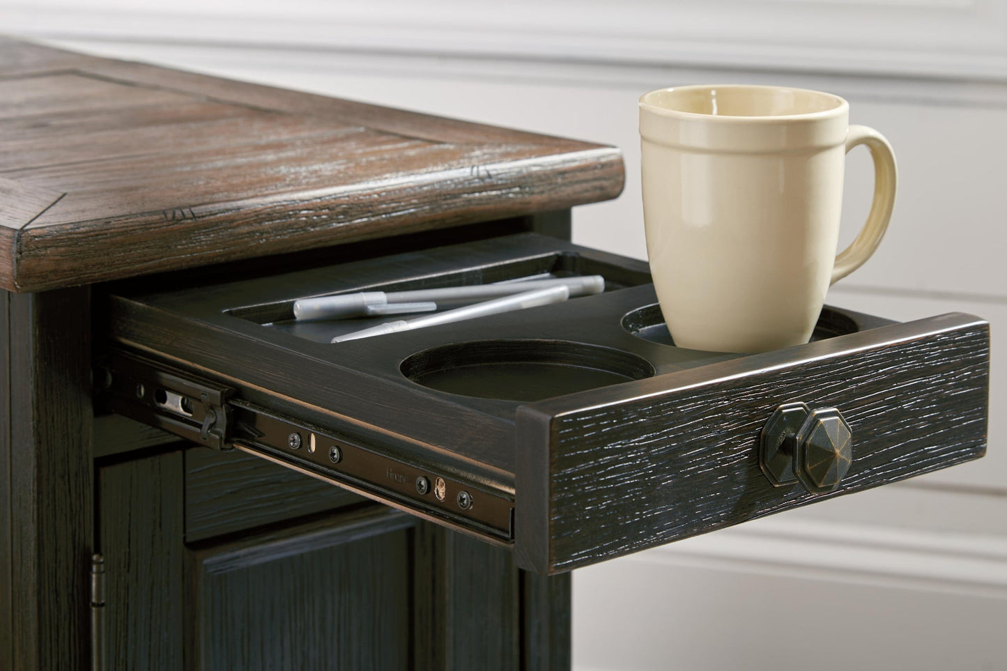 Tyler Creek Chair Side End Table Signature Design by Ashley®