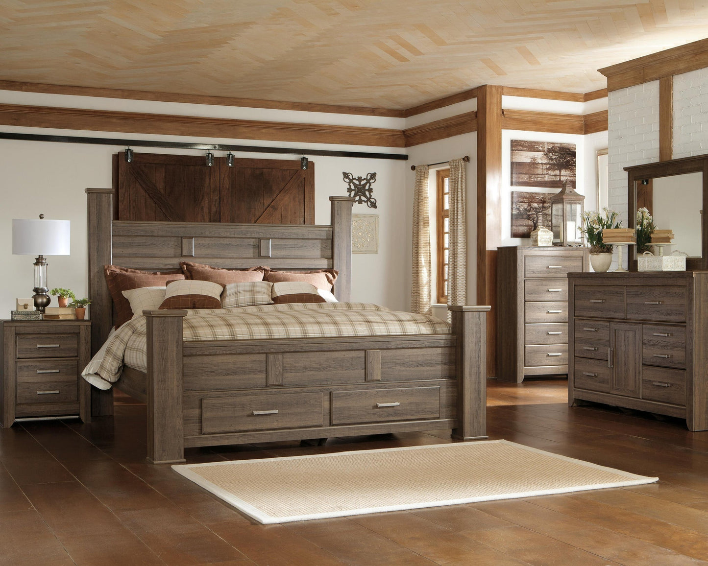Juararo Dresser and Mirror Signature Design by Ashley®