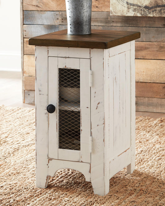 Wystfield Chair Side End Table Signature Design by Ashley®