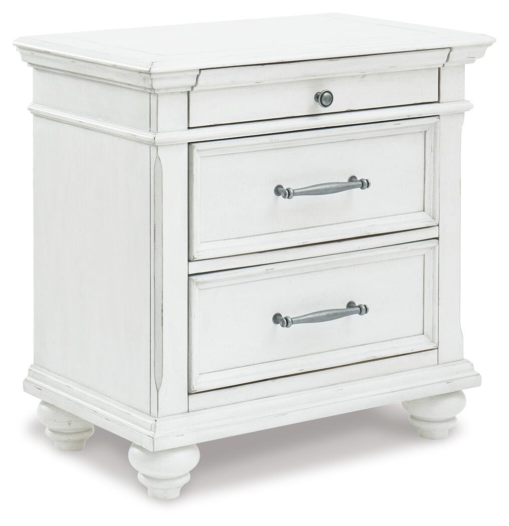 Kanwyn Three Drawer Night Stand Benchcraft®