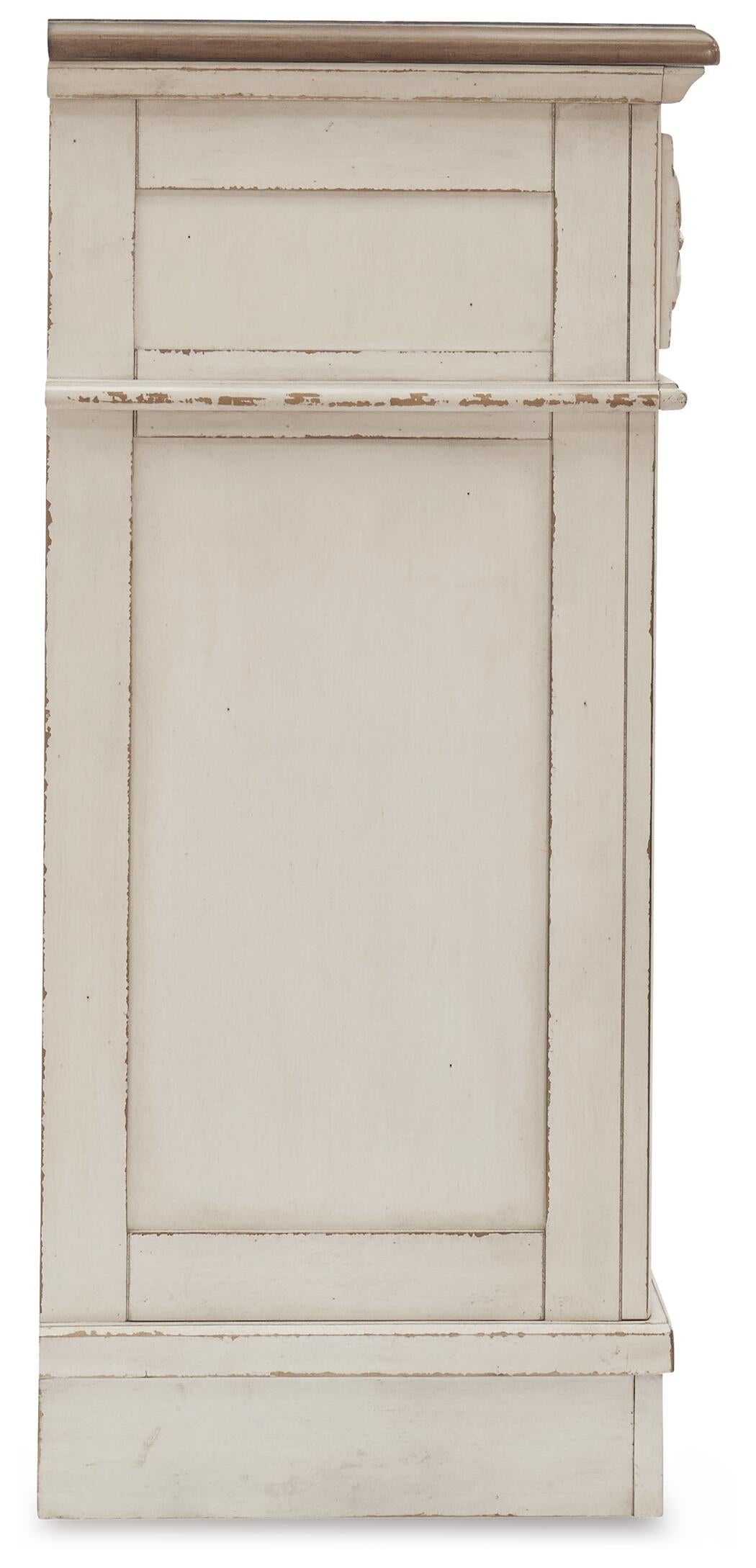 Realyn Dresser Signature Design by Ashley®