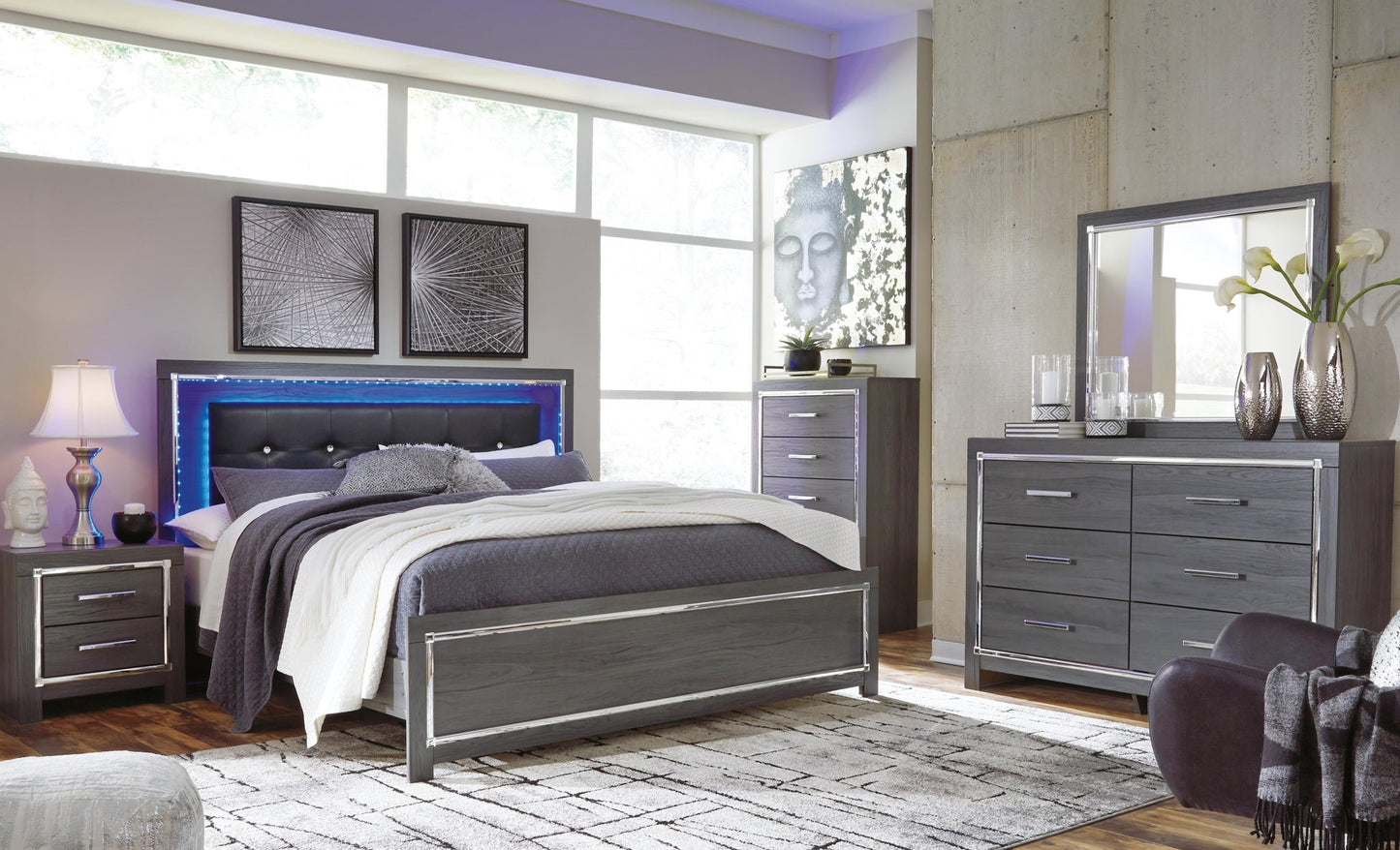 Lodanna Six Drawer Dresser Signature Design by Ashley®