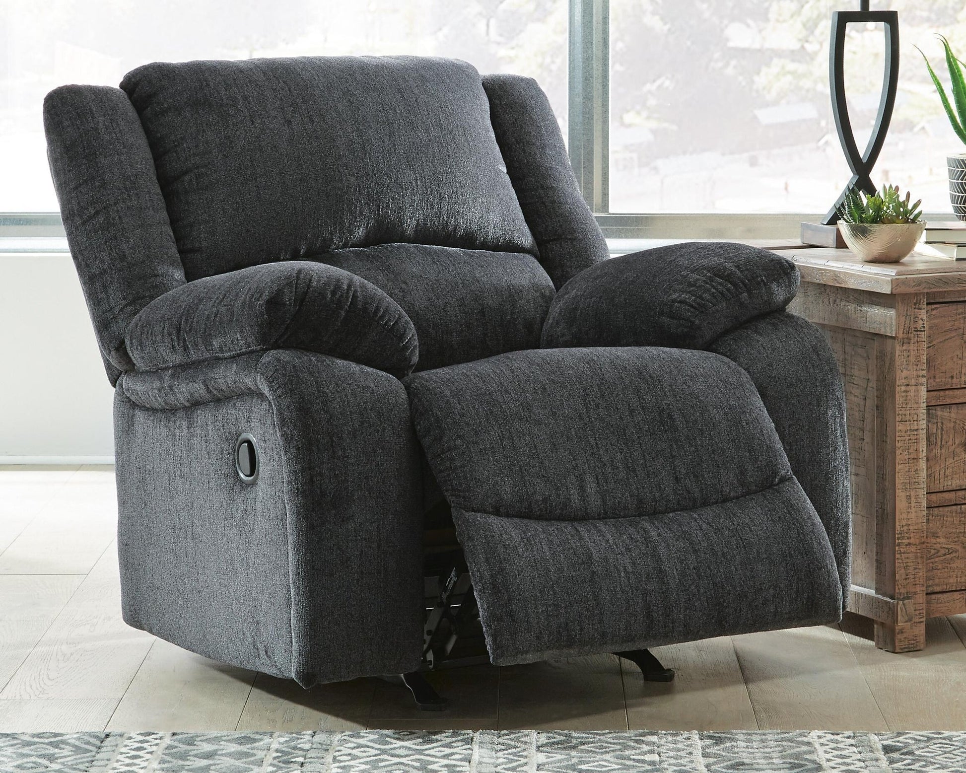 Draycoll Rocker Recliner Signature Design by Ashley®