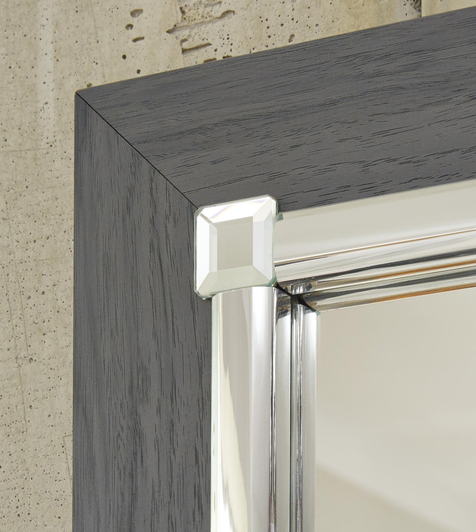 Lodanna Dresser and Mirror Signature Design by Ashley®