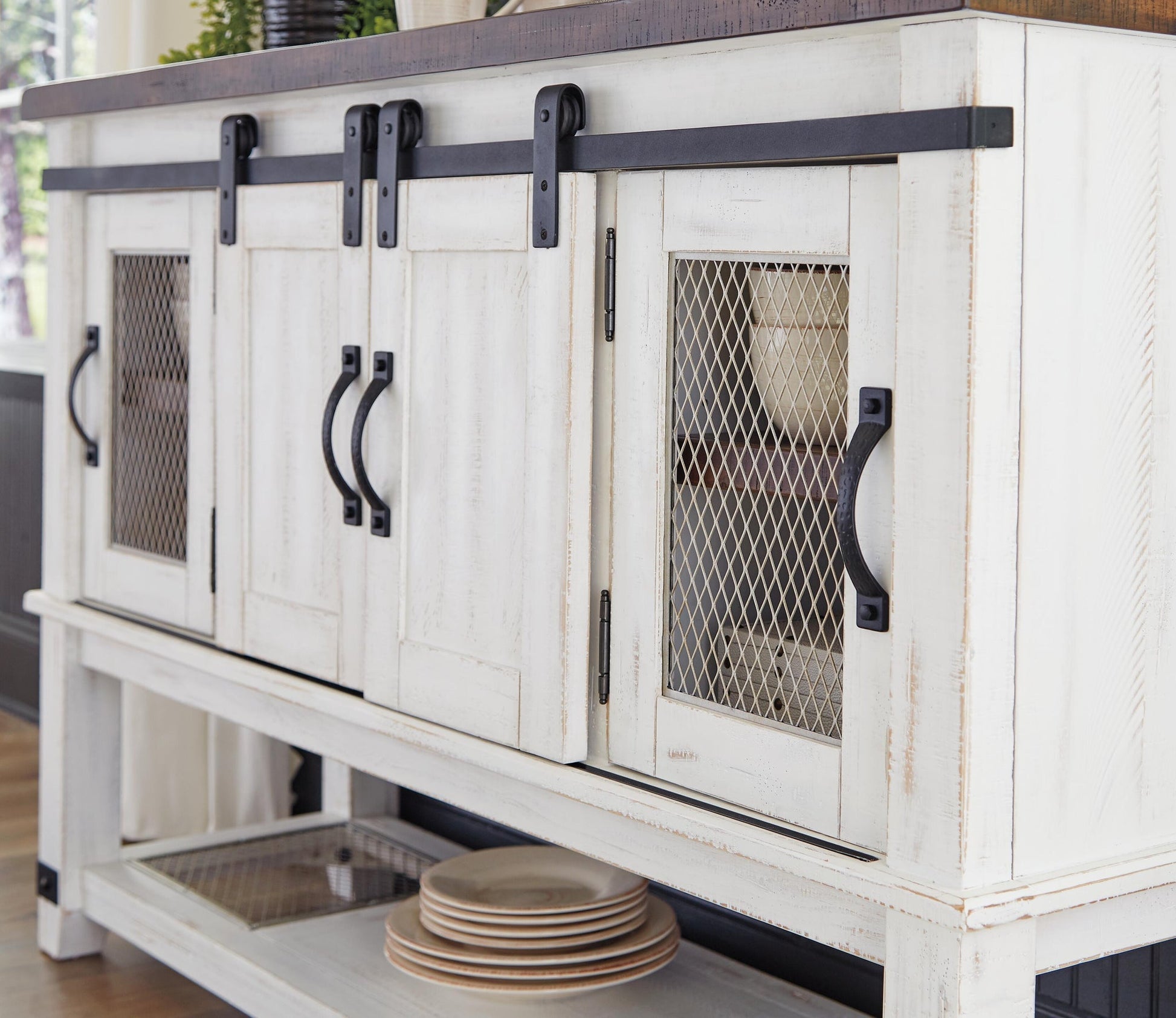 Valebeck Dining Room Server Signature Design by Ashley®