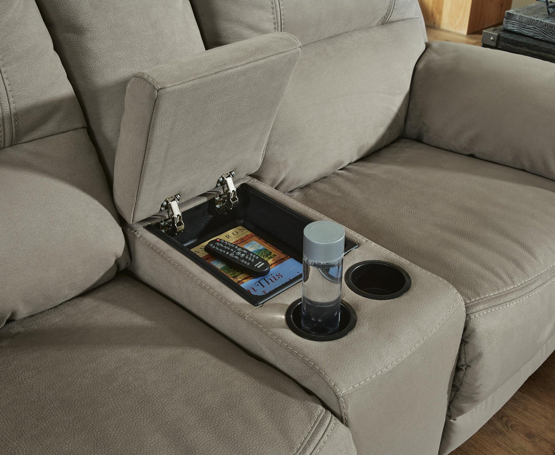 Next-Gen Gaucho DBL Rec Loveseat w/Console Signature Design by Ashley®