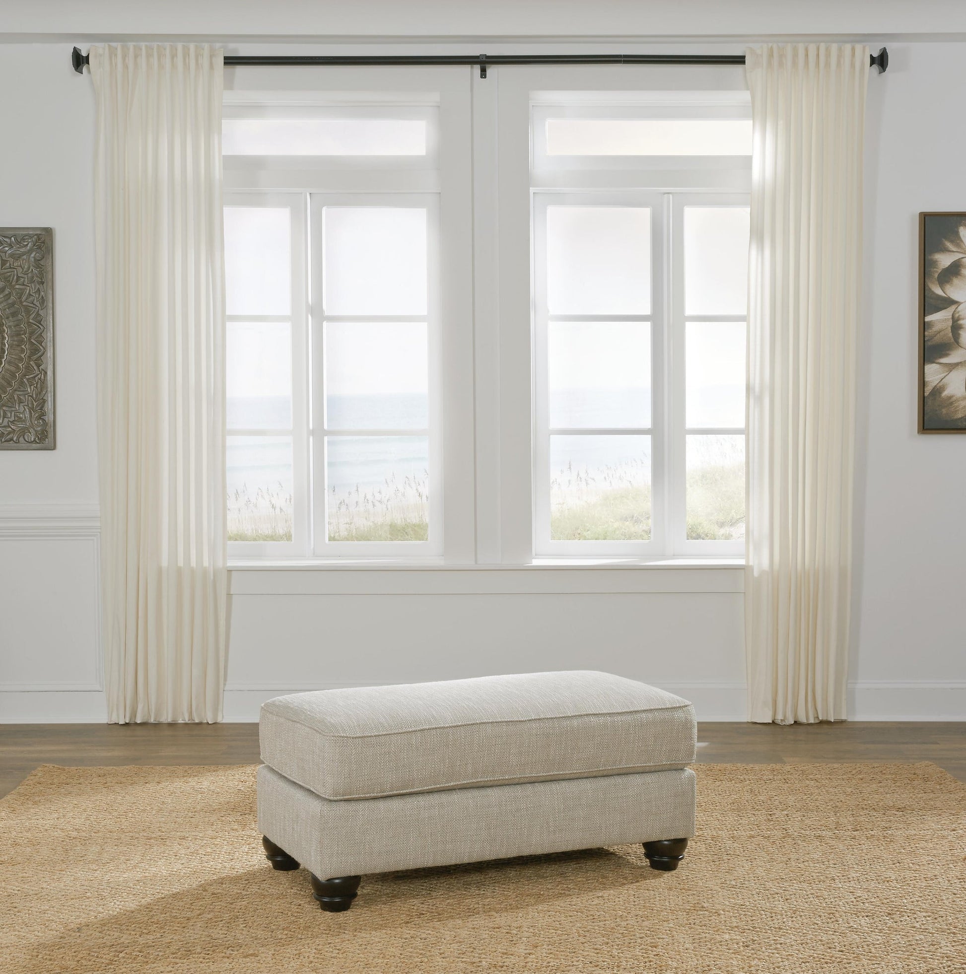 Asanti Ottoman Benchcraft®