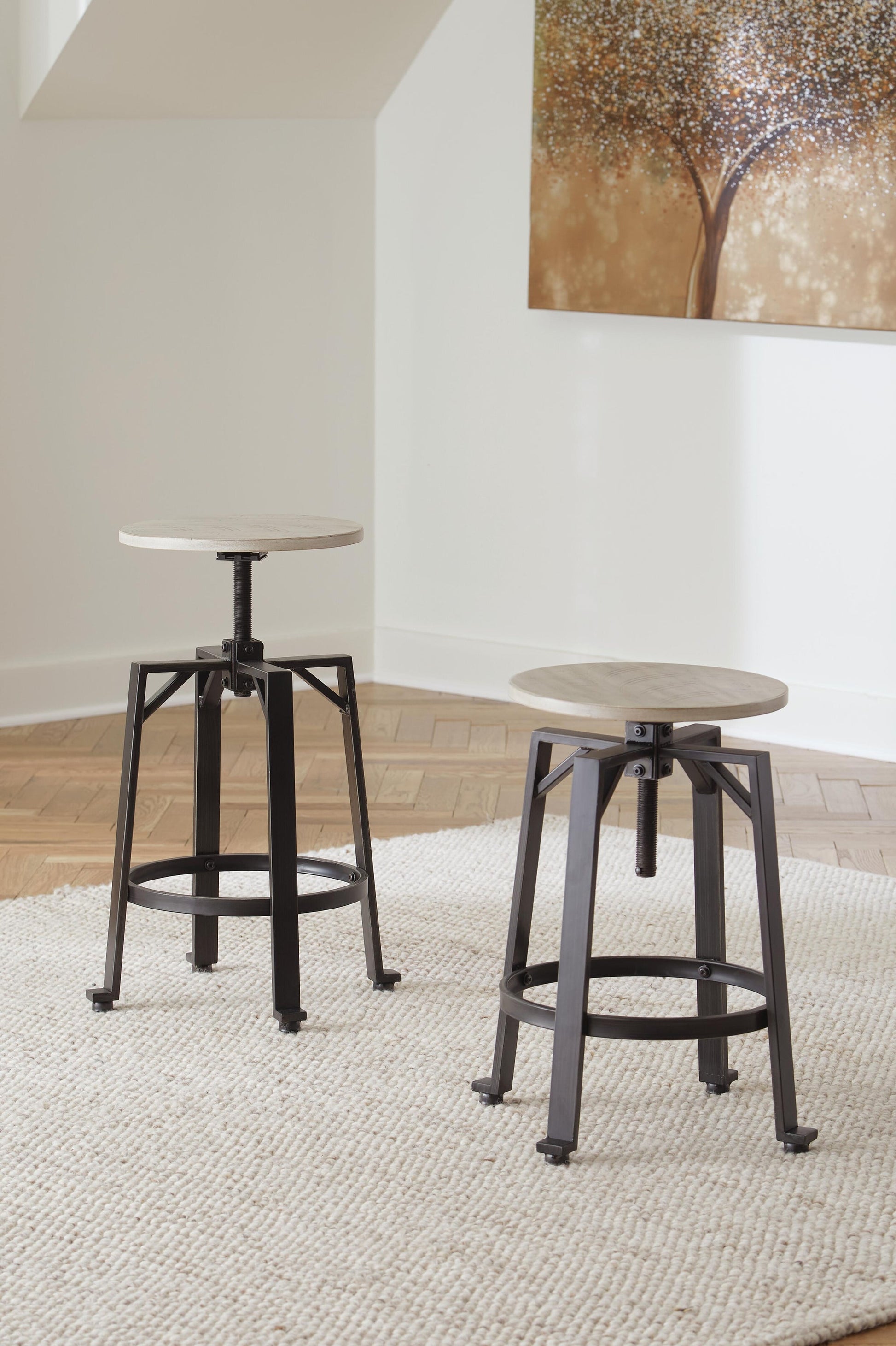 Karisslyn Swivel Stool (2/CN) Signature Design by Ashley®