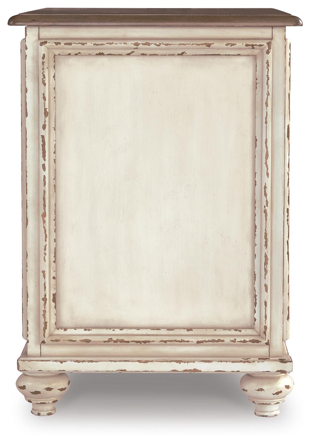 Realyn Chair Side End Table Signature Design by Ashley®