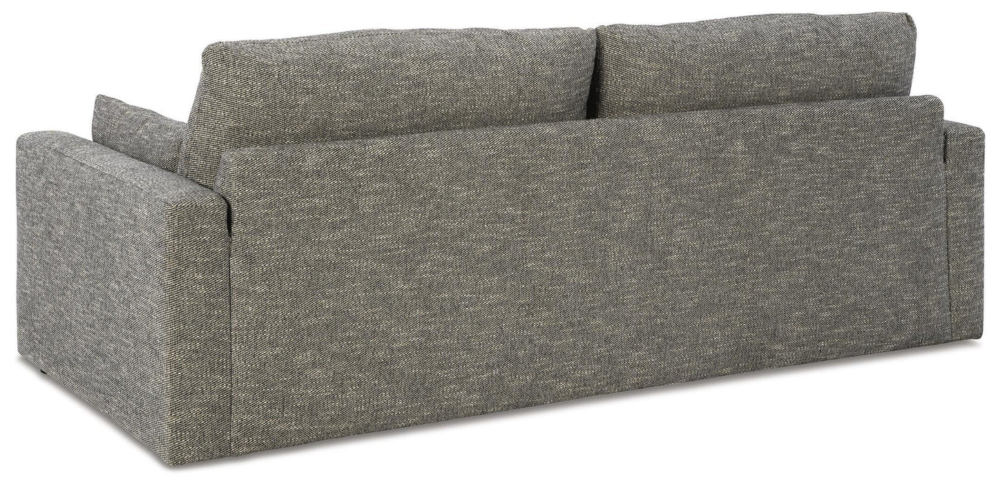 Dramatic Sofa Benchcraft®