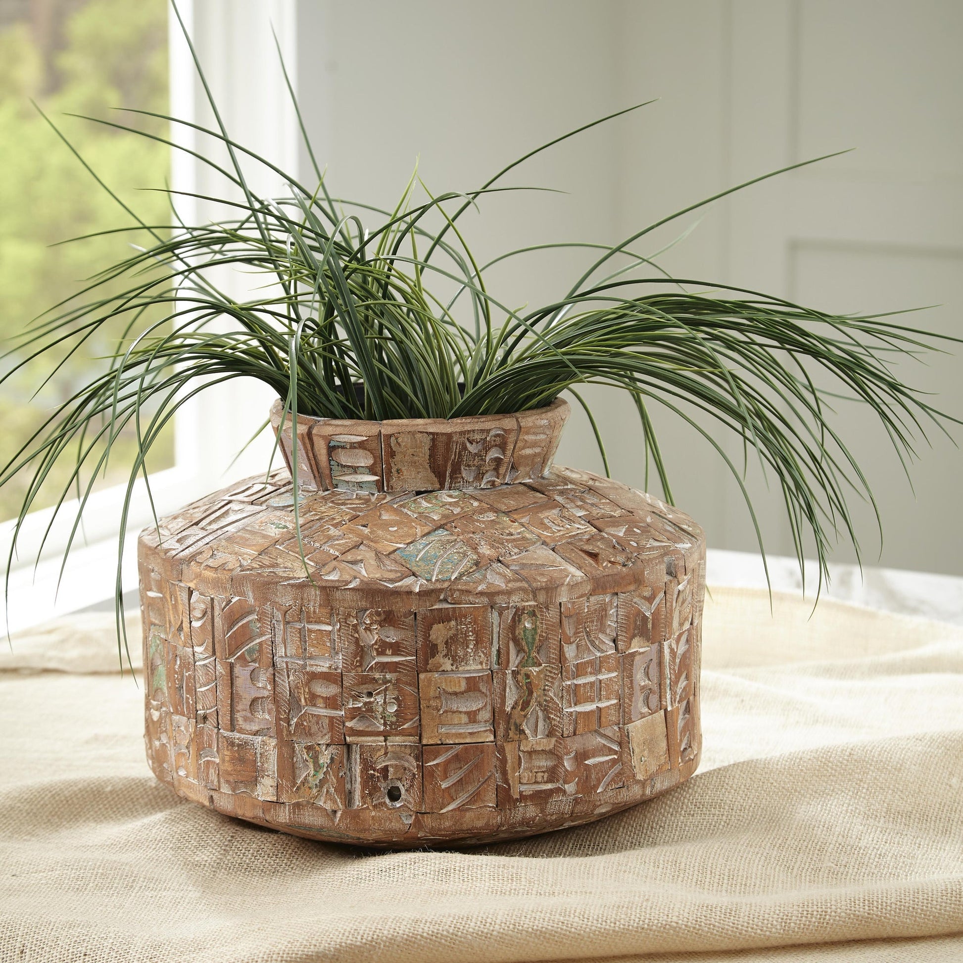 Meltland Vase Signature Design by Ashley®