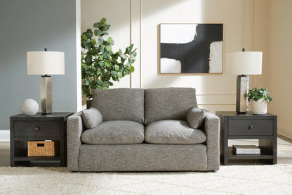 Dramatic Loveseat Benchcraft®