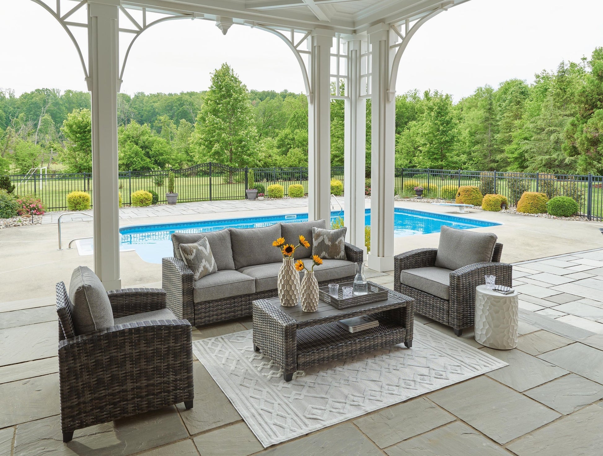Oasis Court Sofa/Chairs/Table Set (4/CN) Signature Design by Ashley®
