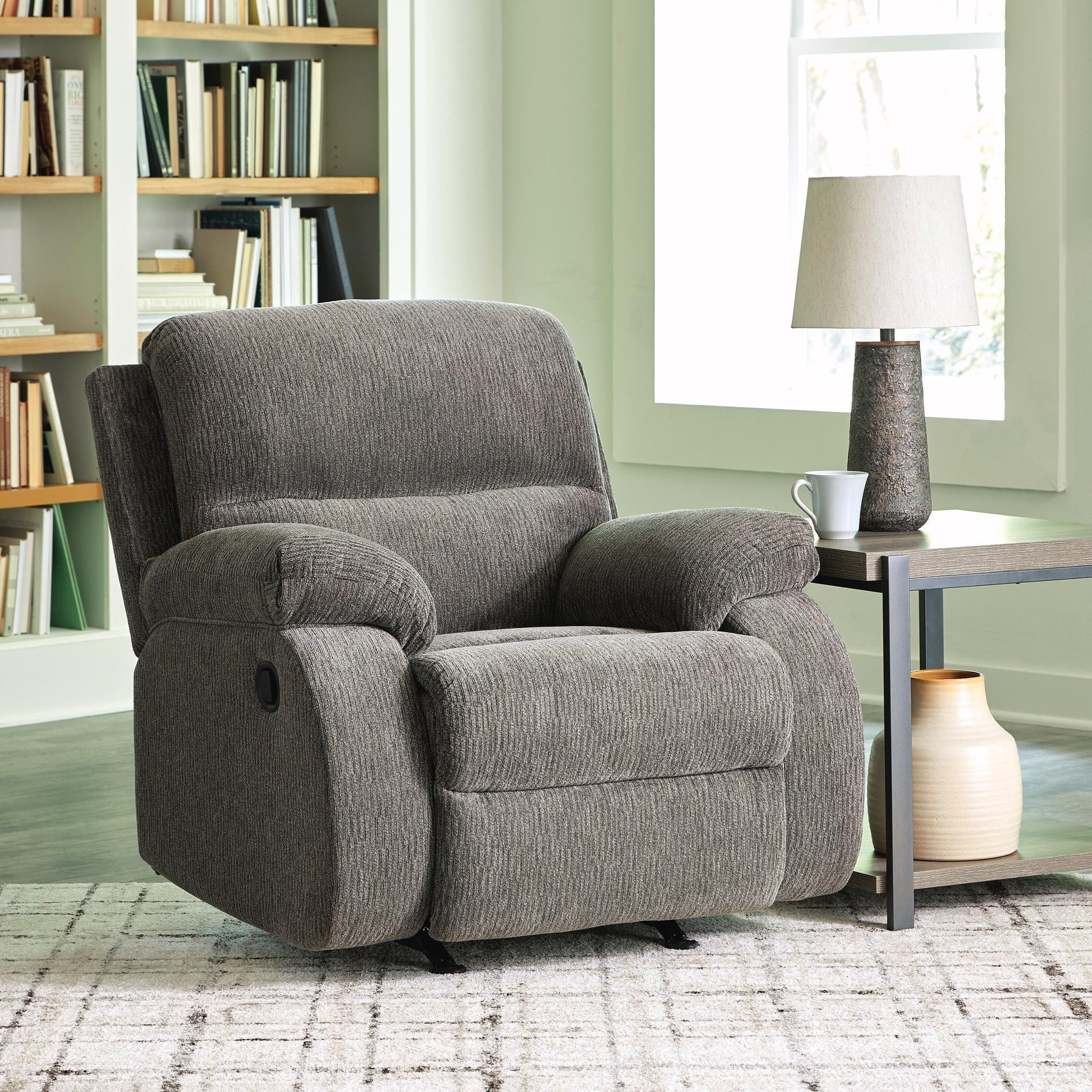 Scranto Rocker Recliner Signature Design by Ashley®