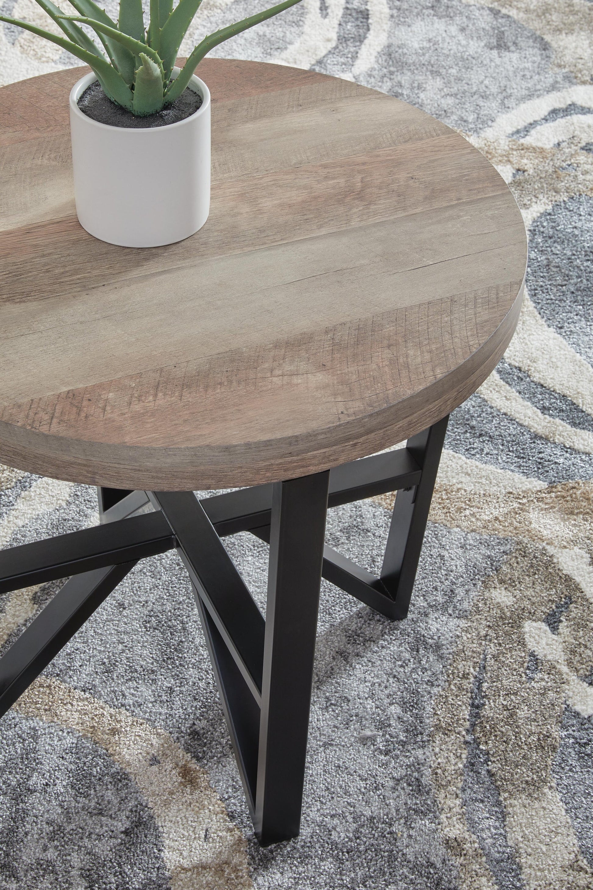Deanlee Occasional Table Set (3/CN) Signature Design by Ashley®
