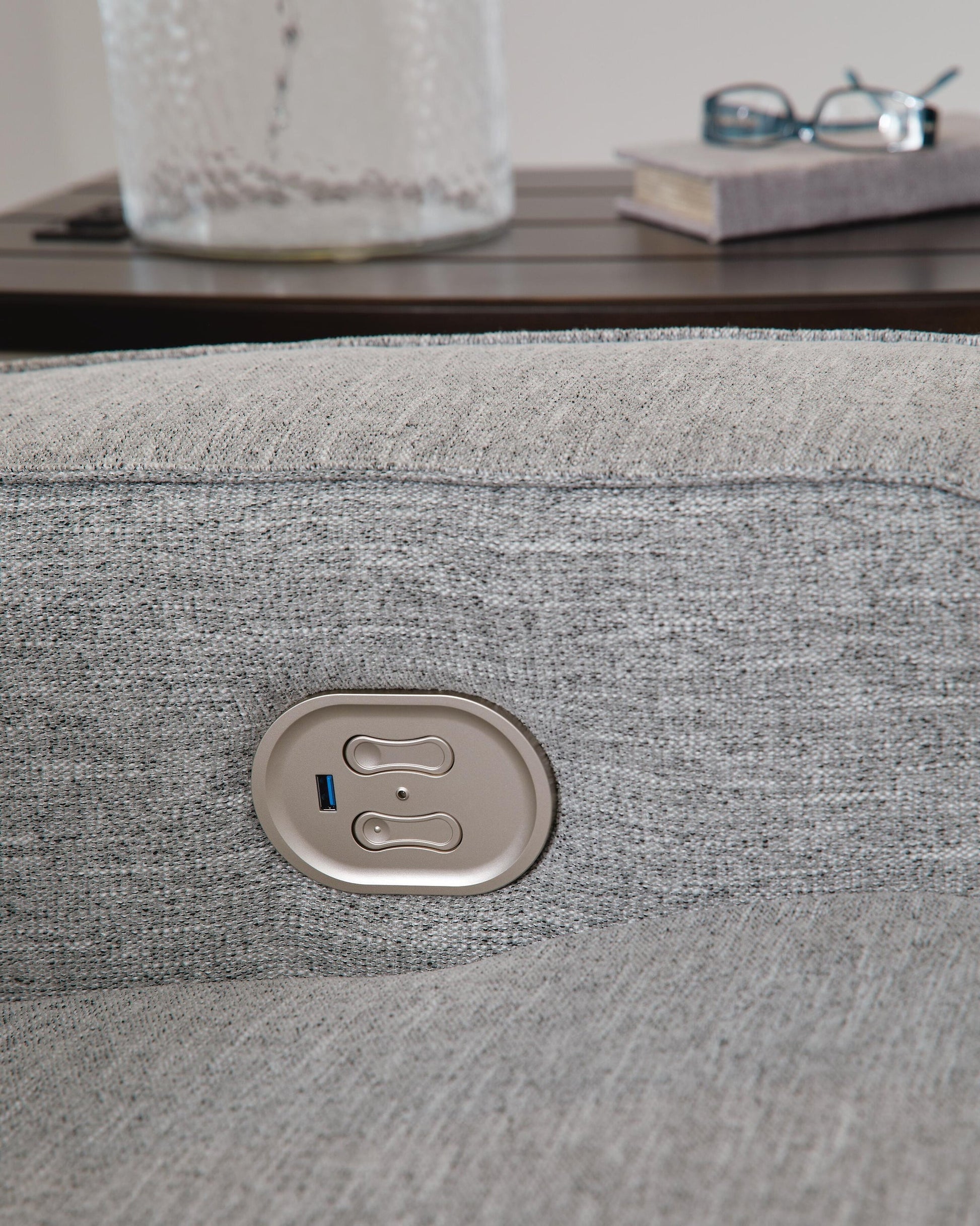 Biscoe PWR REC Loveseat/CON/ADJ HDRST Signature Design by Ashley®