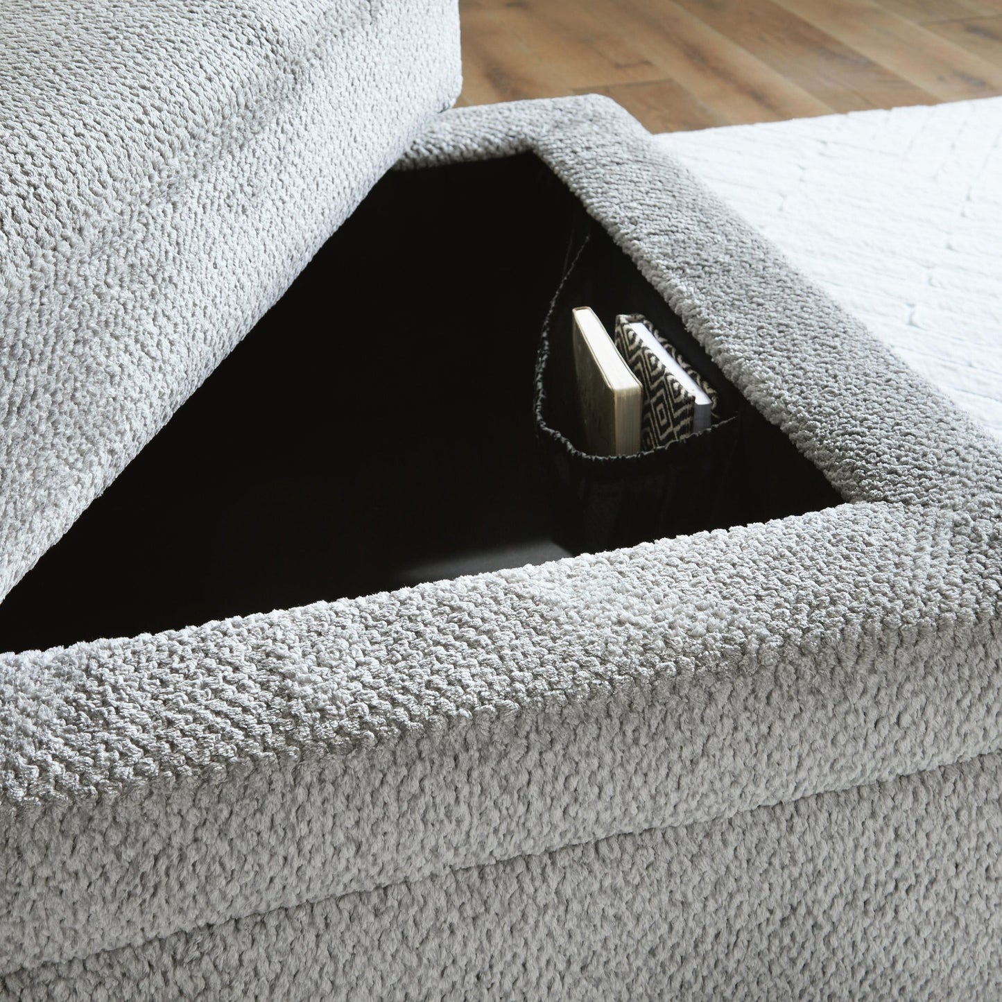 Casselbury Ottoman With Storage Signature Design by Ashley®