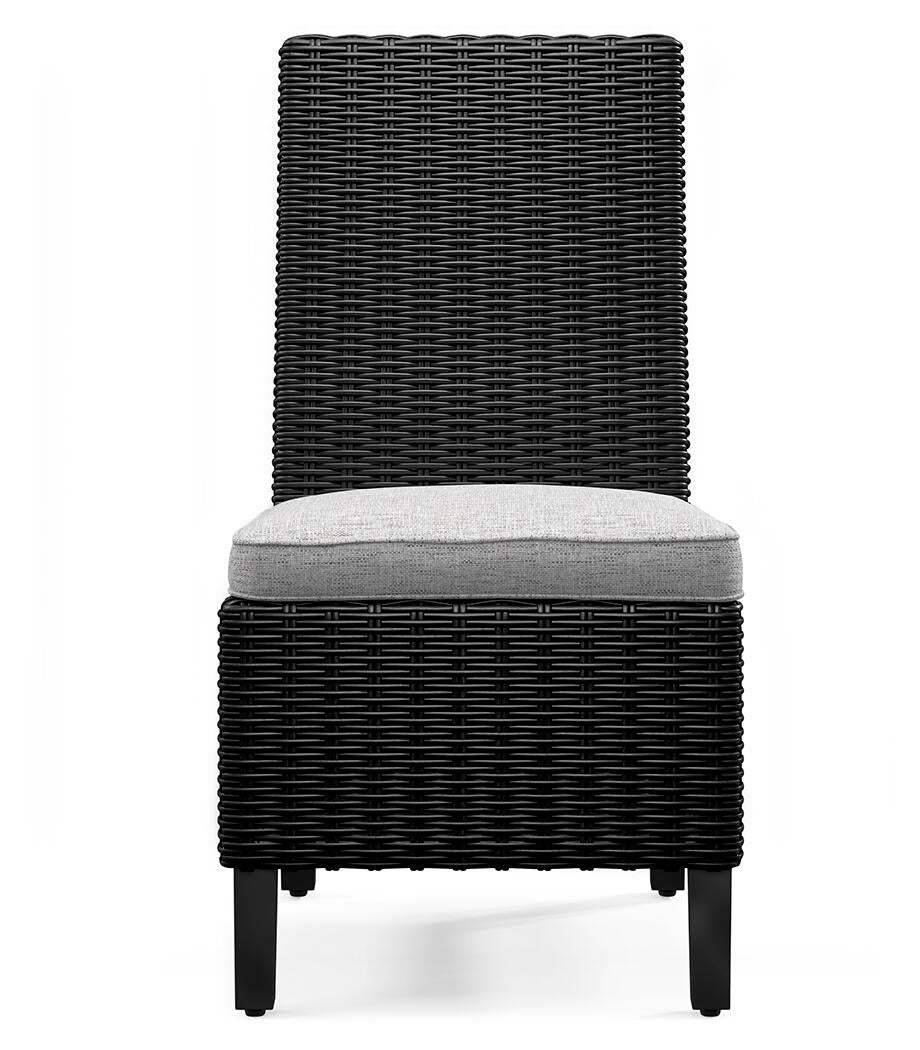 Beachcroft Side Chair with Cushion (2/CN) Signature Design by Ashley®
