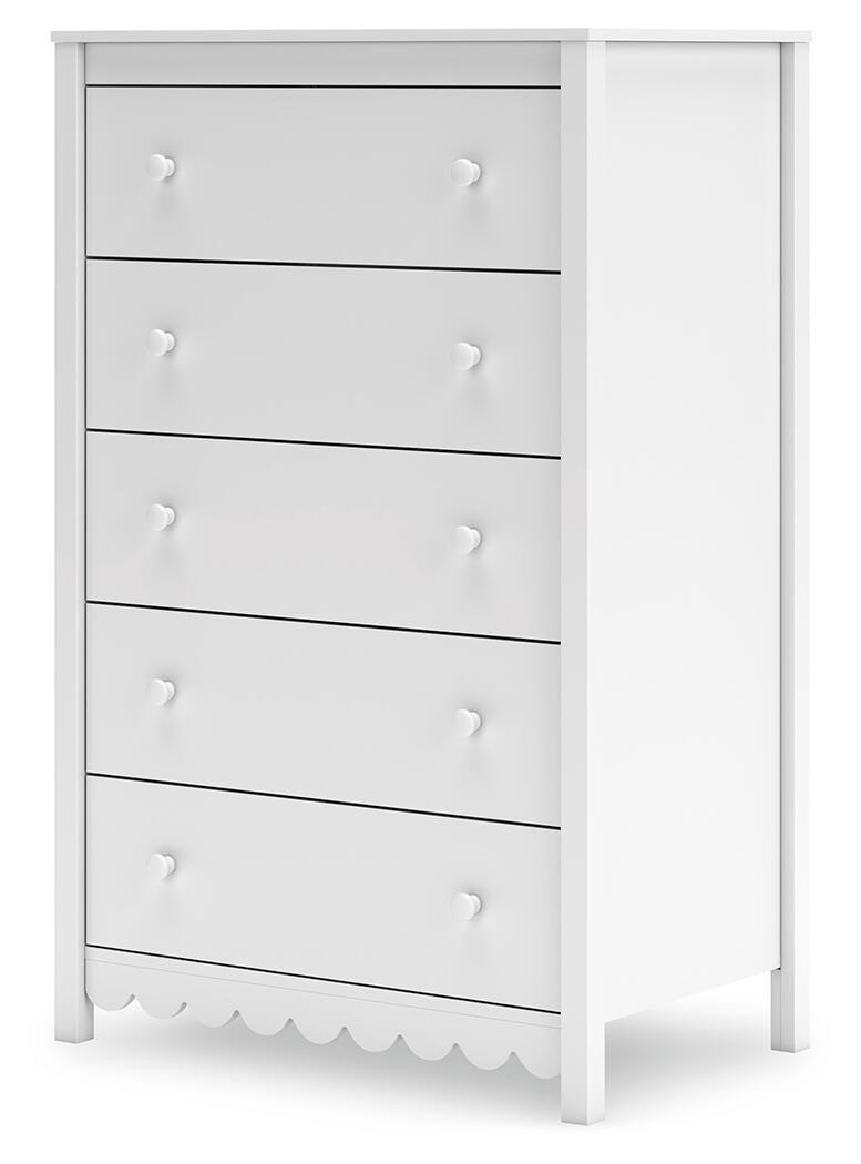 Hallityn Five Drawer Chest Signature Design by Ashley®