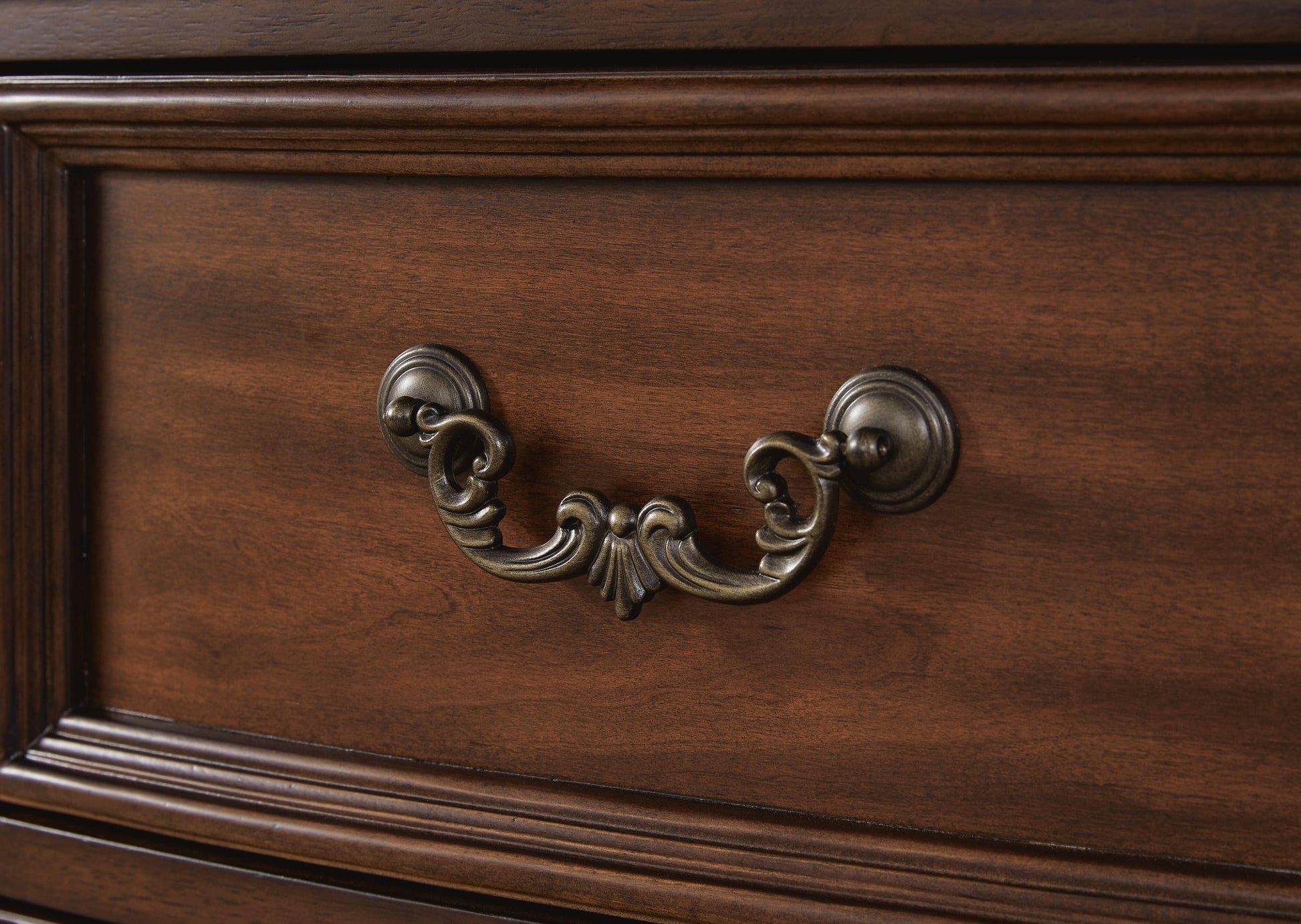 Lavinton Dresser Signature Design by Ashley®