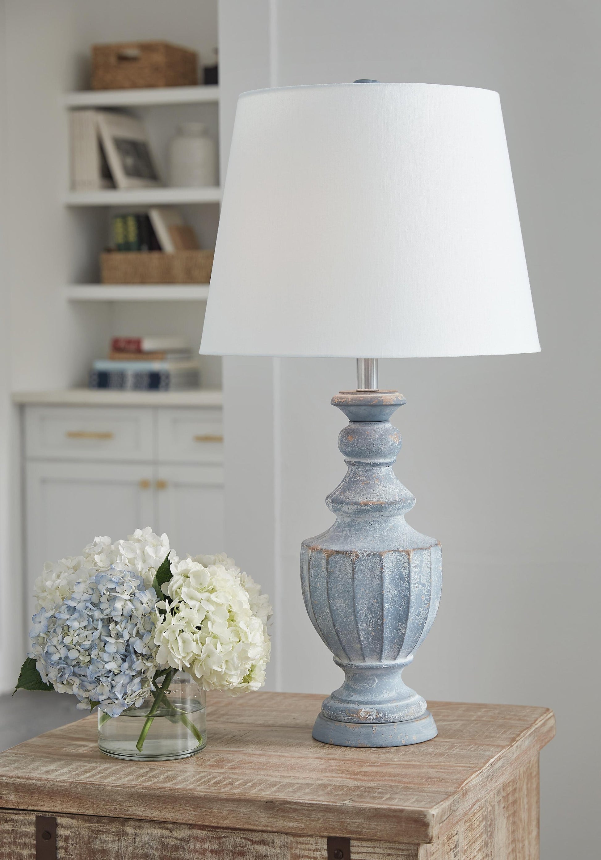 Cylerick Terracotta Table Lamp (1/CN) Signature Design by Ashley®