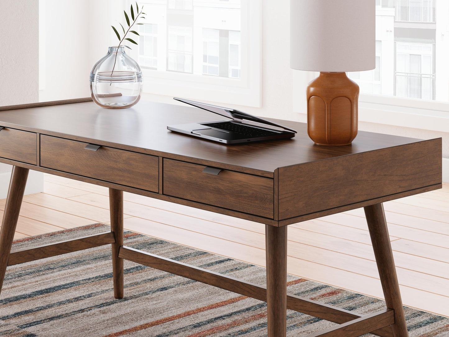 Lyncott Home Office Desk Signature Design by Ashley®