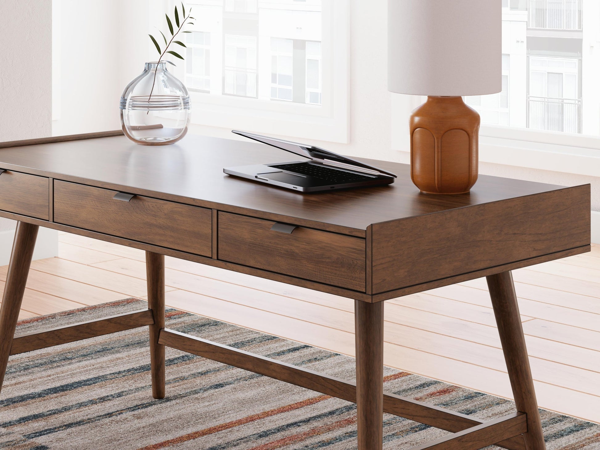 Lyncott Home Office Desk Signature Design by Ashley®