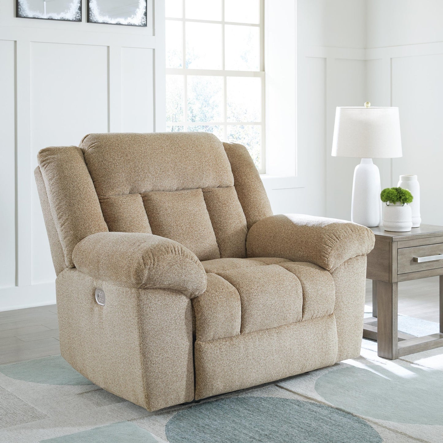 Tip-Off PWR Recliner/ADJ Headrest Signature Design by Ashley®