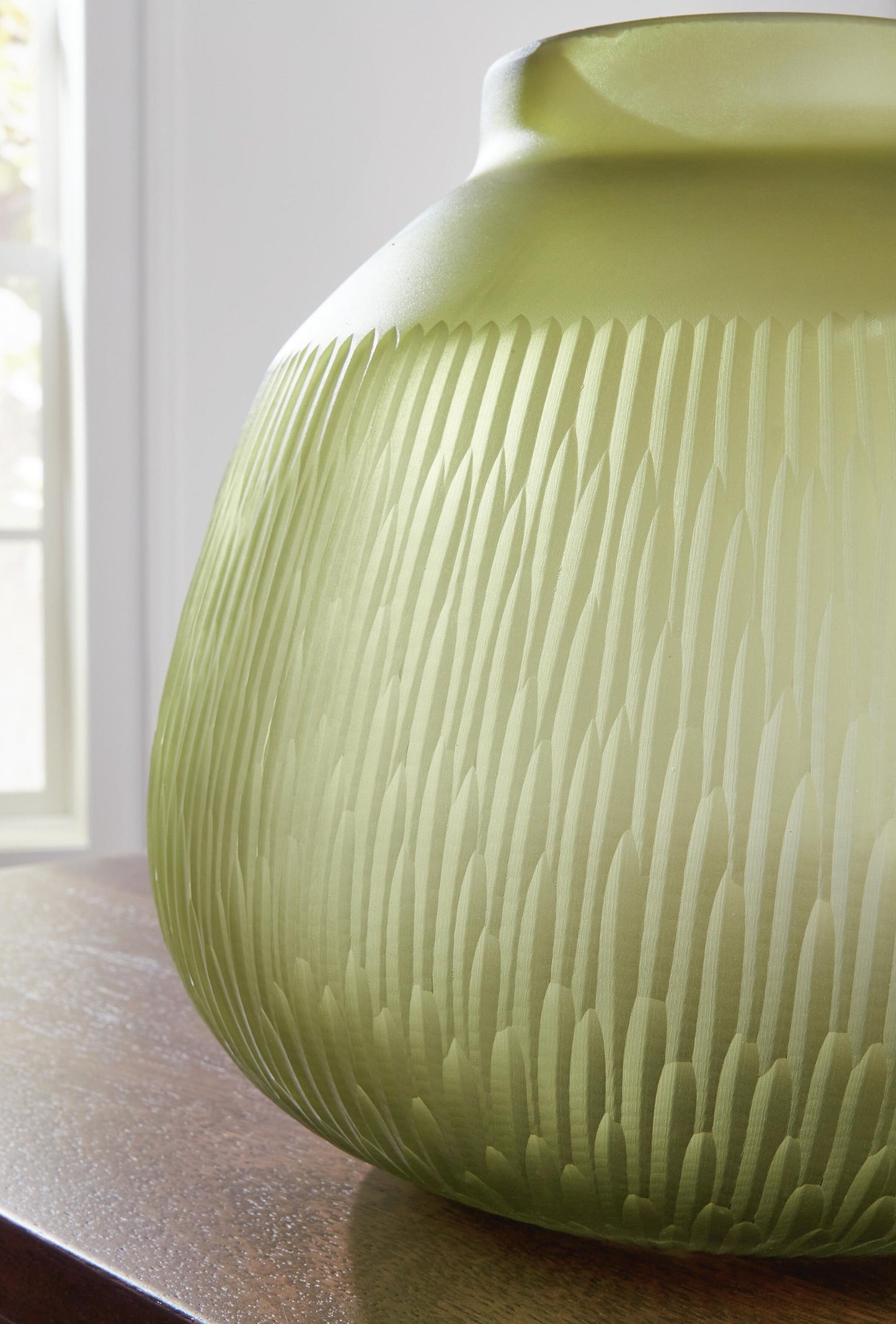 Scottyard Vase Signature Design by Ashley®