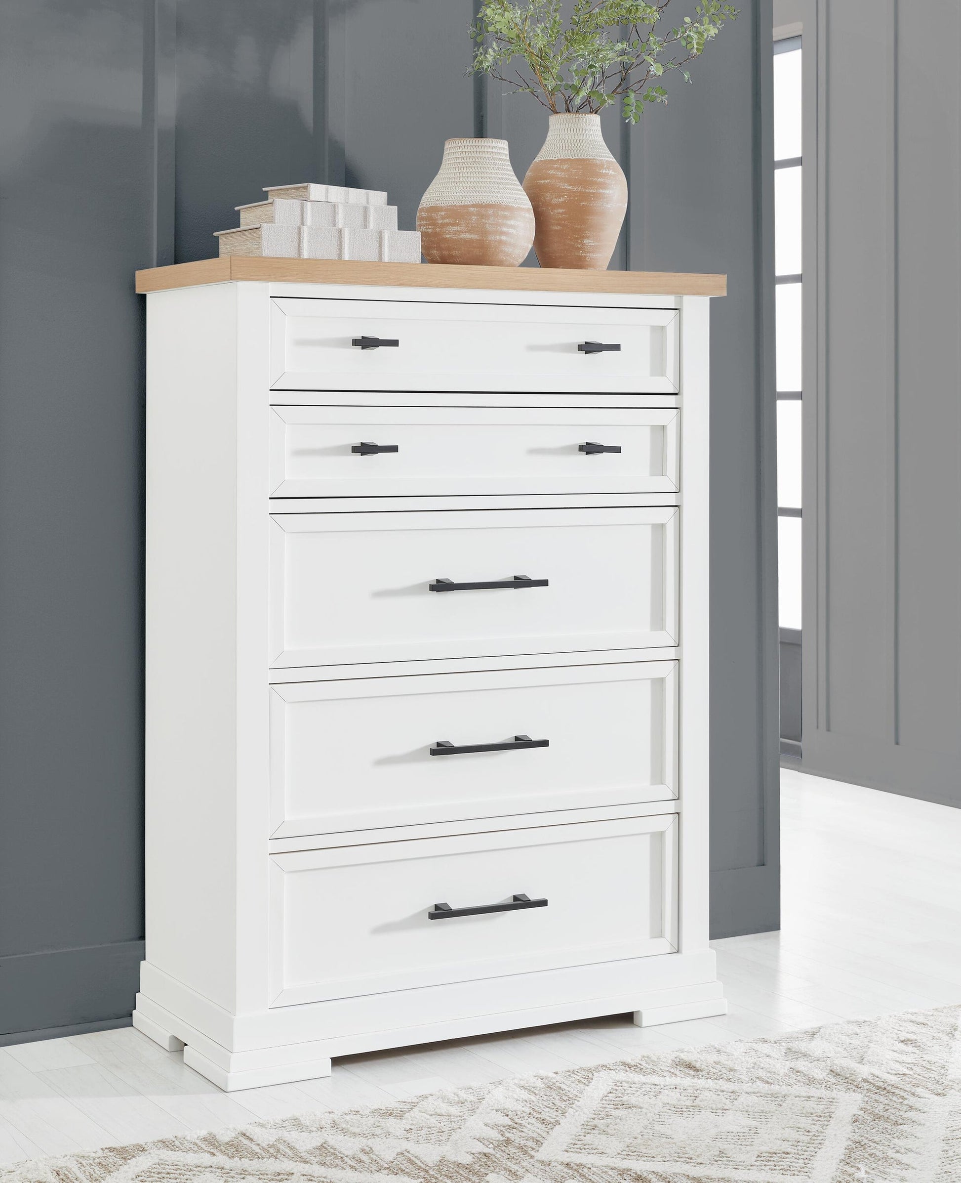 Ashbryn Five Drawer Chest Benchcraft®