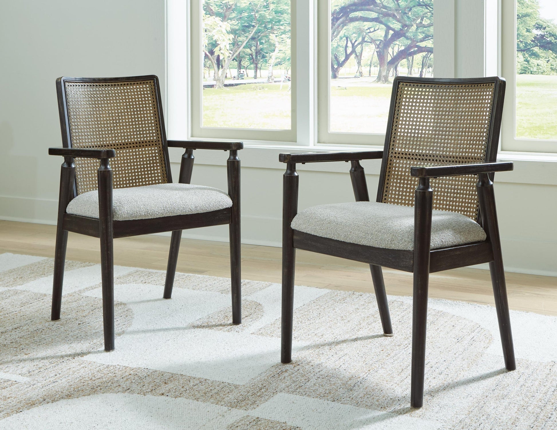 Galliden Dining UPH Arm Chair (2/CN) Signature Design by Ashley®