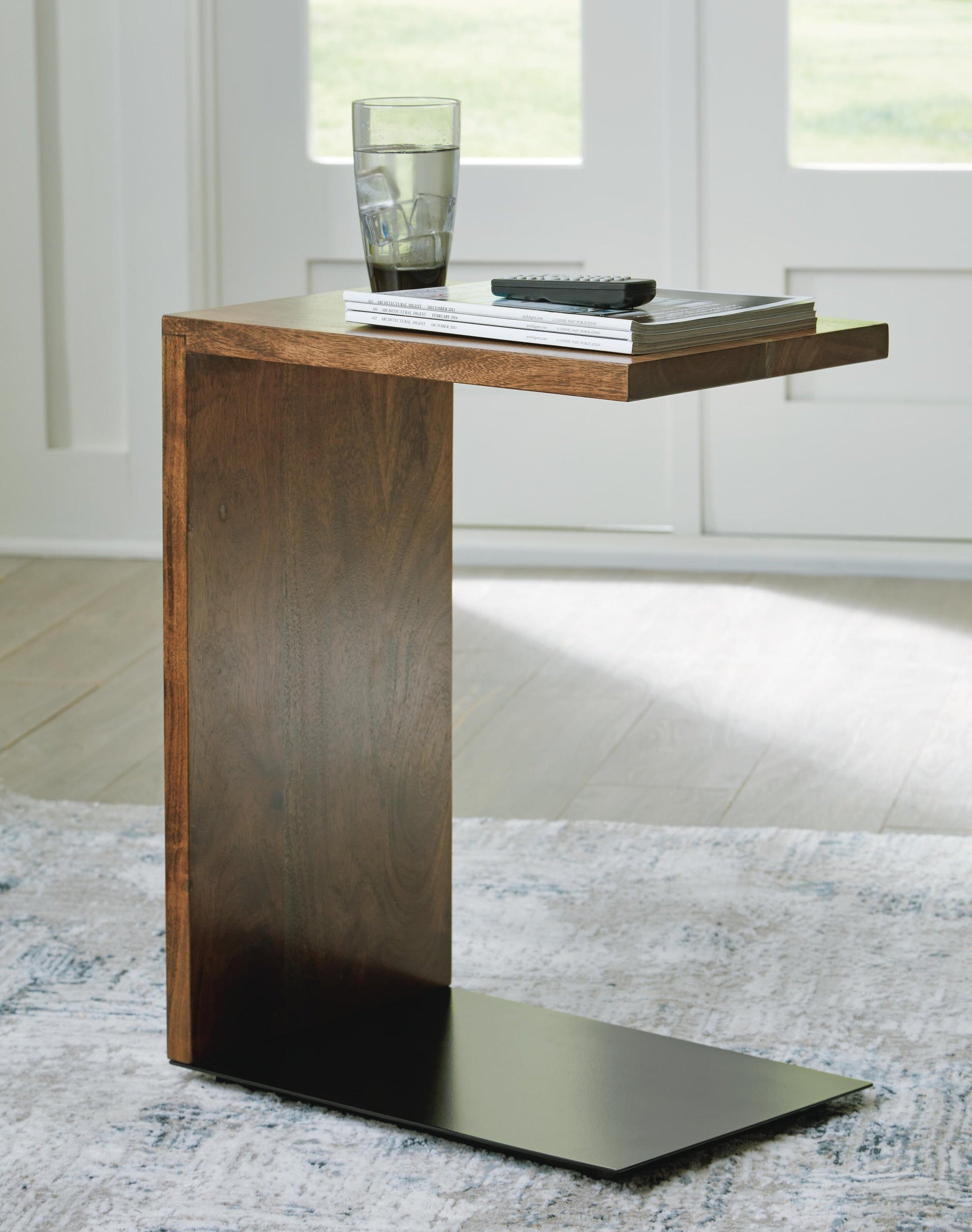 Wimshaw Accent Table Signature Design by Ashley®
