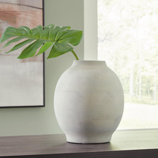 Clayson Vase Signature Design by Ashley®