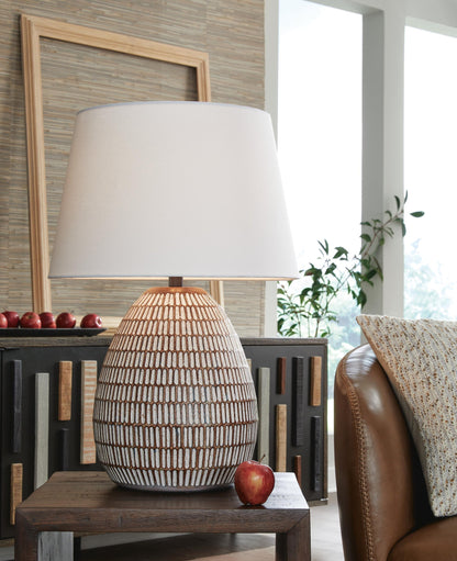 Darrich Metal Table Lamp (1/CN) Signature Design by Ashley®
