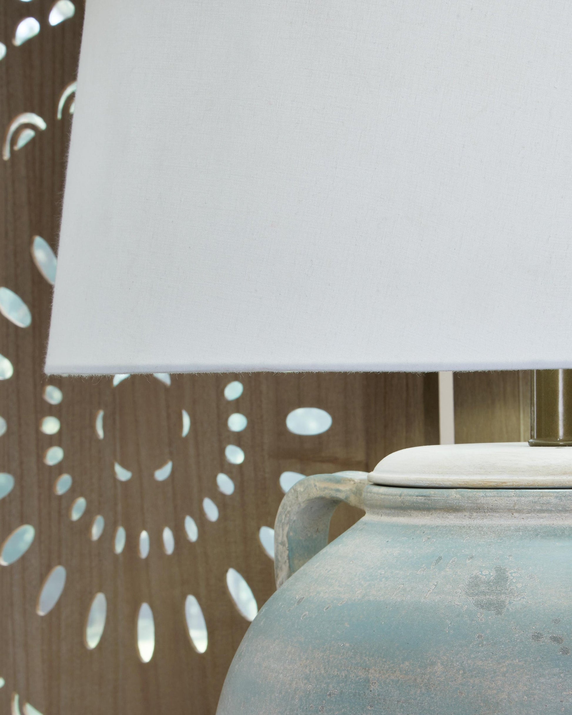 Shawburg Terracotta Table Lamp (1/CN) Signature Design by Ashley®