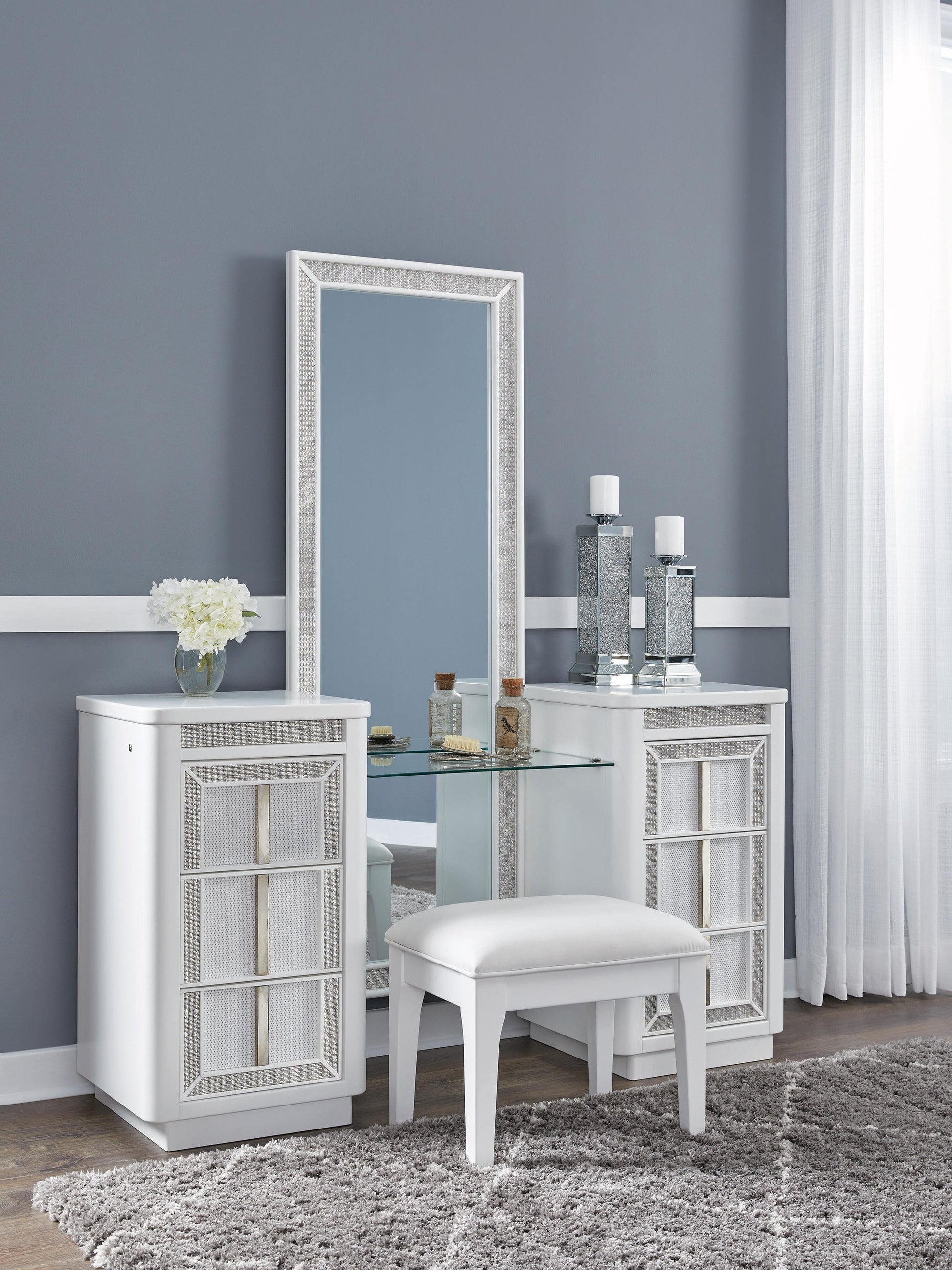 Chalanna Vanity with Mirror Signature Design by Ashley®