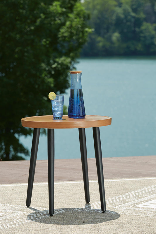 Horizon Hall Round End Table Signature Design by Ashley®