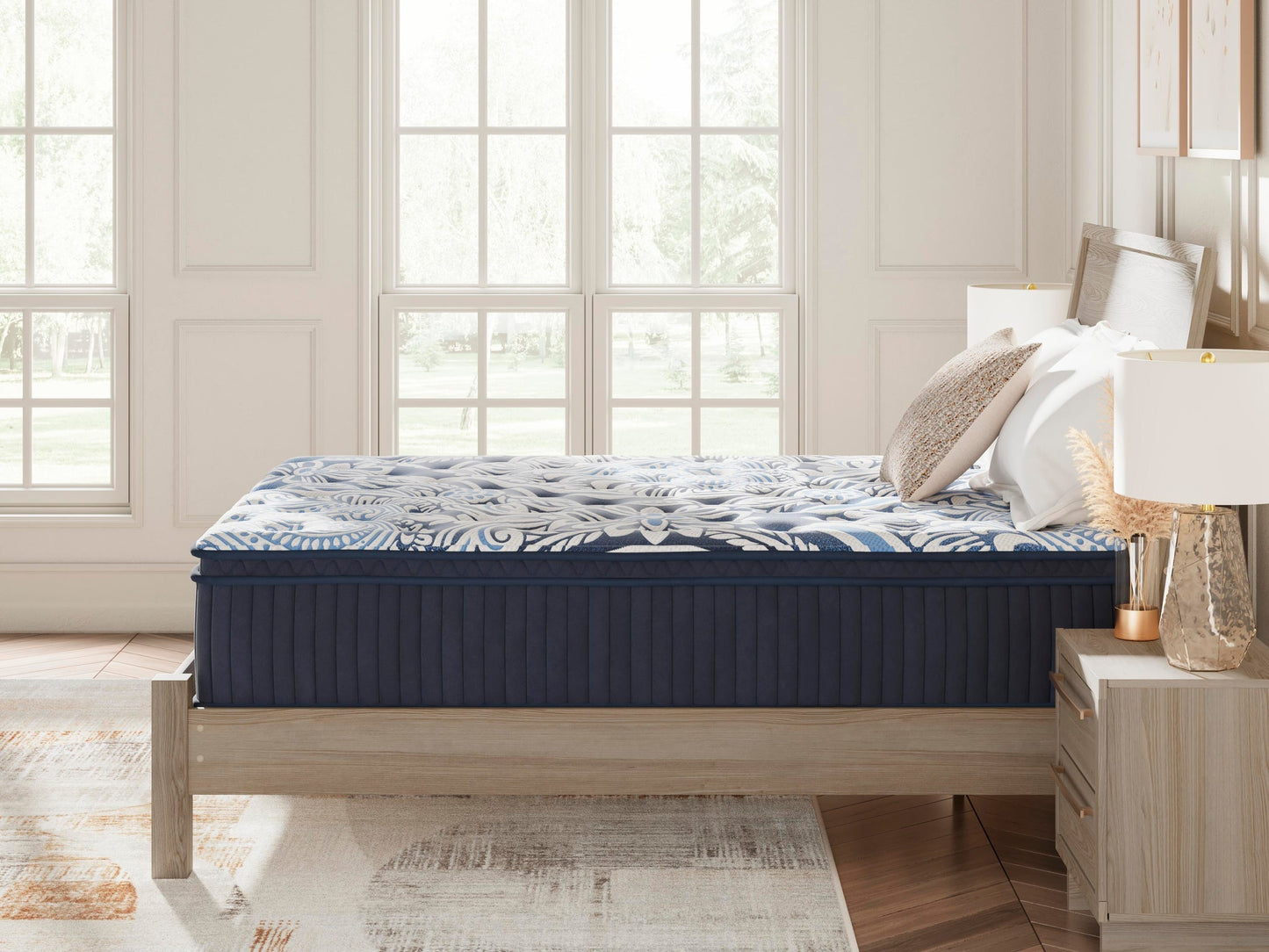 Plush Luxe 2.0  Mattress Sierra Sleep® by Ashley
