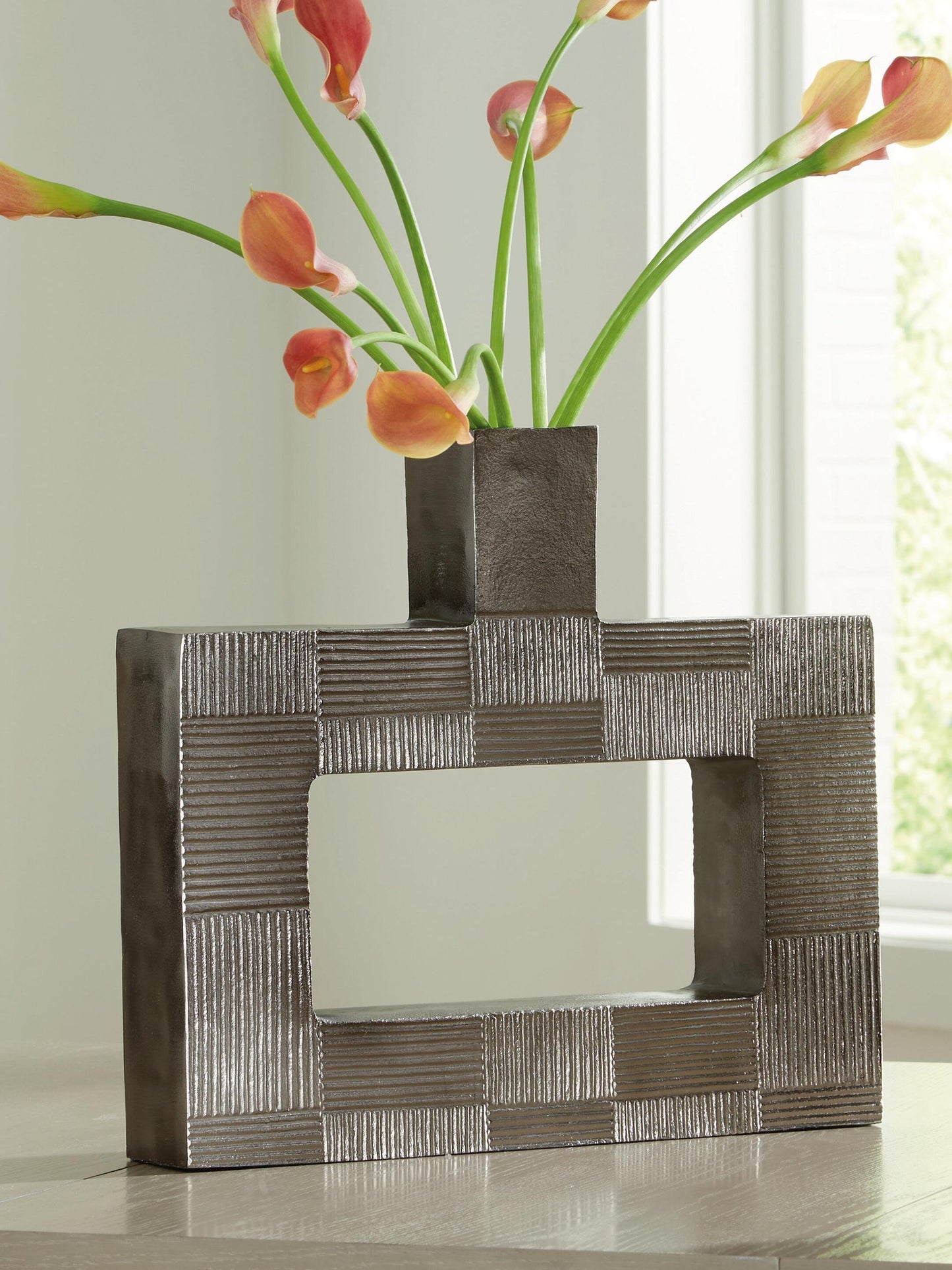 Wrengrove Vase Signature Design by Ashley®