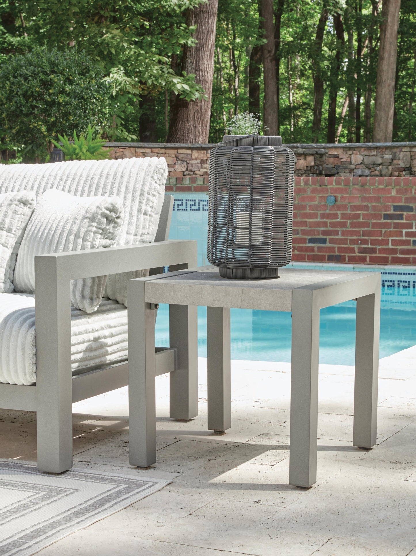 Hurley Park Square End Table Signature Design by Ashley®