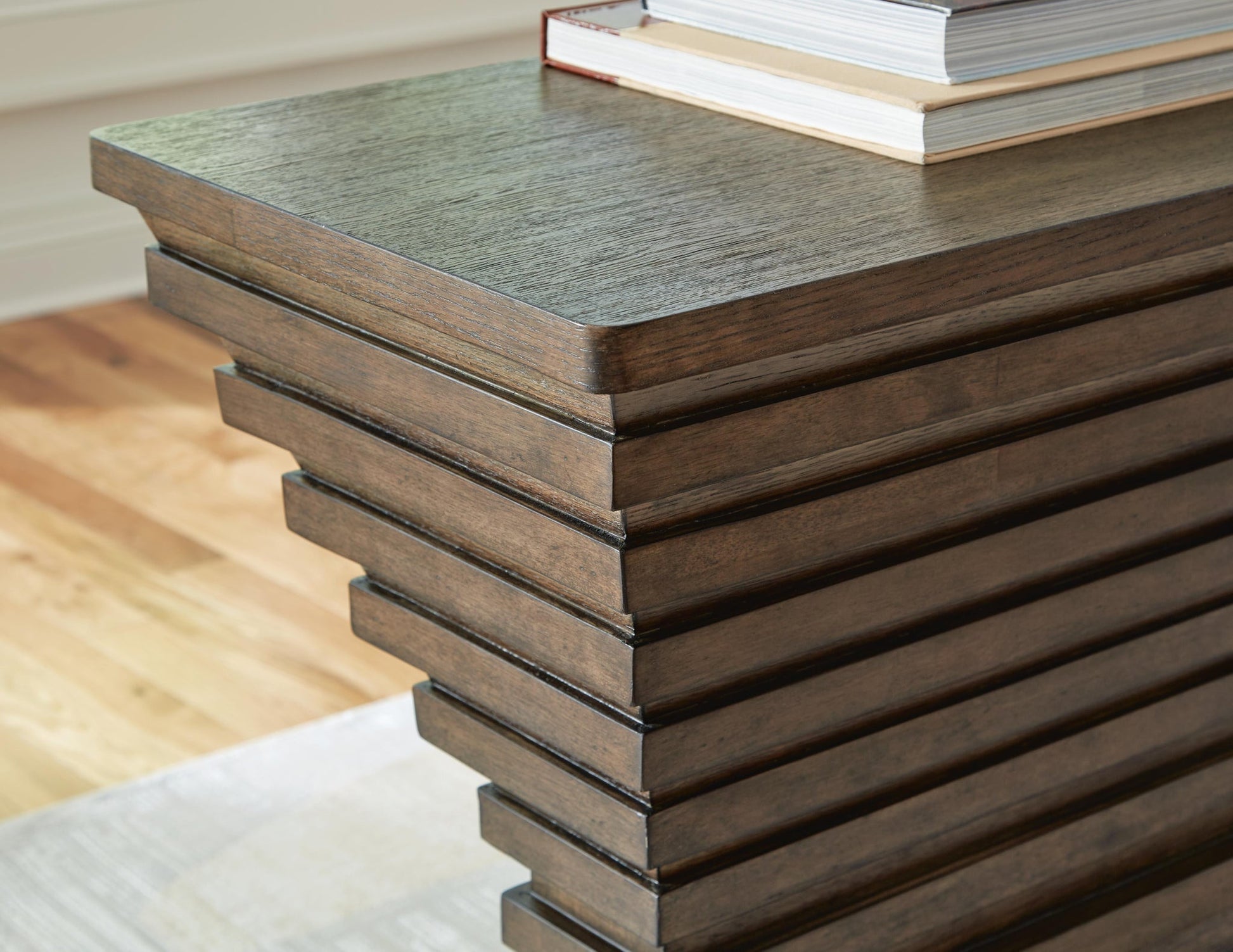 Hannodream Sofa Table Signature Design by Ashley®