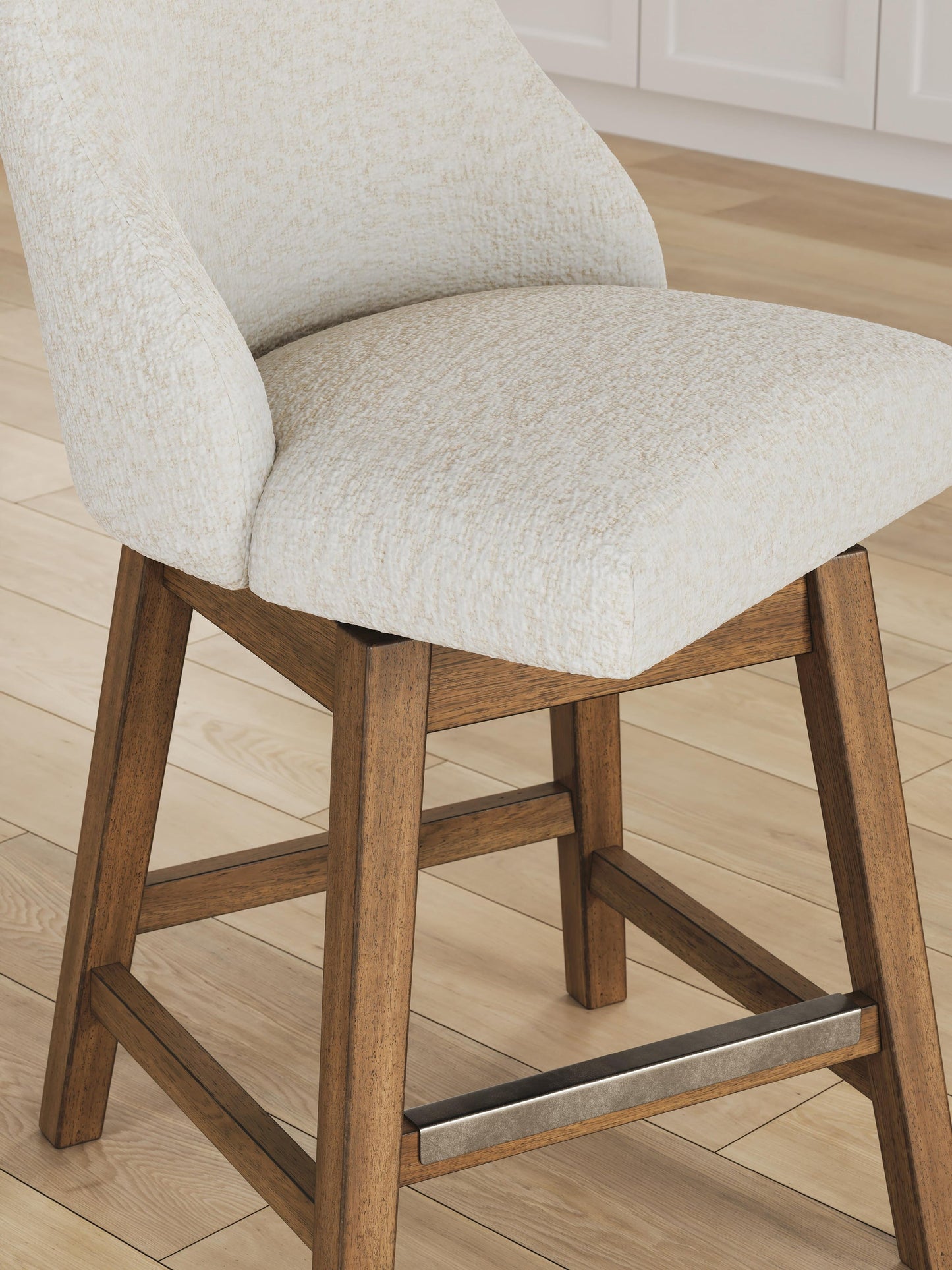 Cabalynn Upholstered Barstool (2/CN) Signature Design by Ashley®