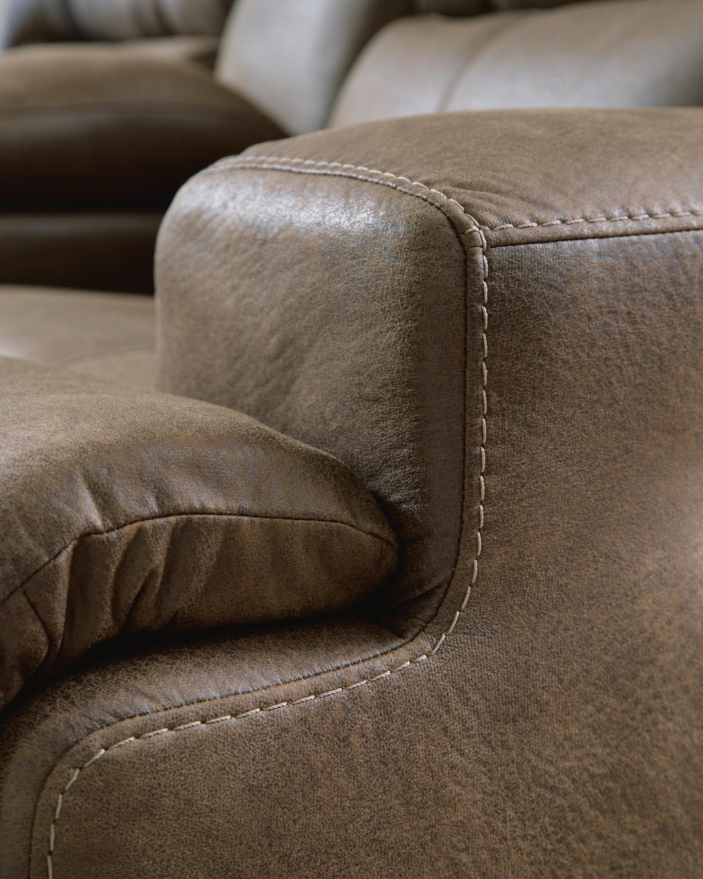 Beckley Place PWR Recliner/ADJ Headrest Signature Design by Ashley®