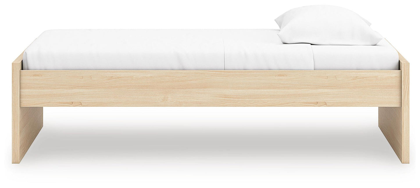 Onita  Platform Bed Signature Design by Ashley®