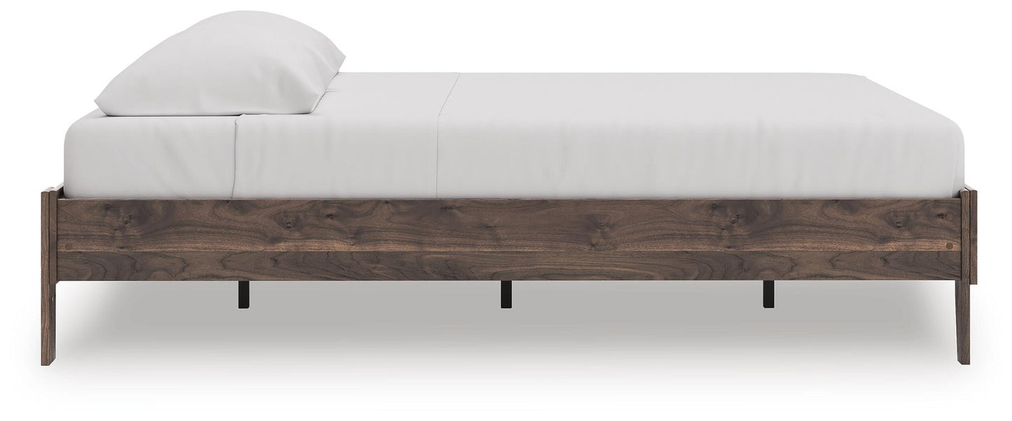 Calverson  Platform Bed Signature Design by Ashley®