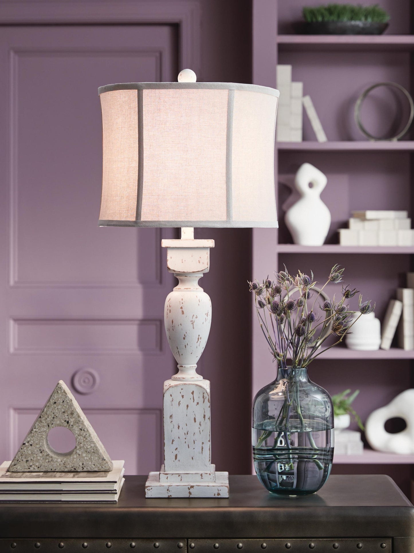 Madsbrook Poly Table Lamp (1/CN) Signature Design by Ashley®
