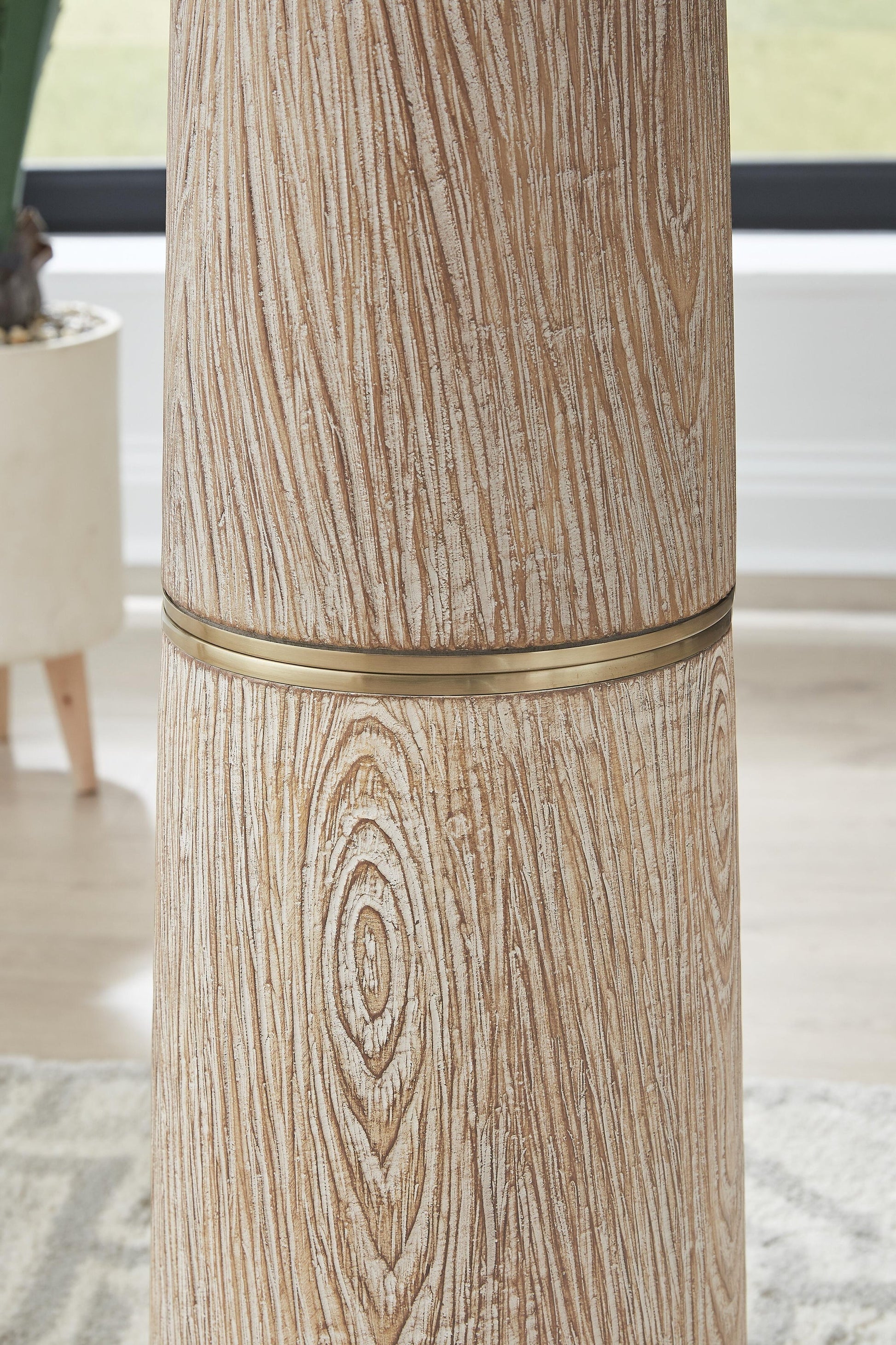 Gasparleigh Poly Floor Lamp (1/CN) Signature Design by Ashley®